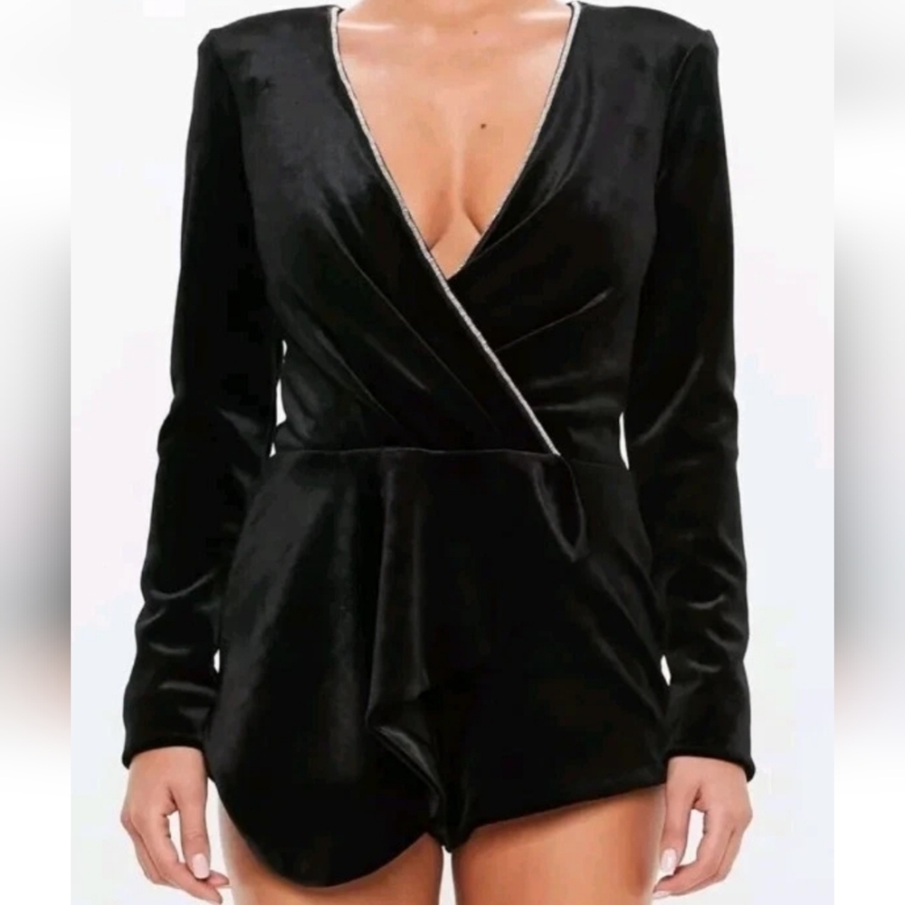 Peace & Love Black Velvet Romper Women's Size US 6 NWT